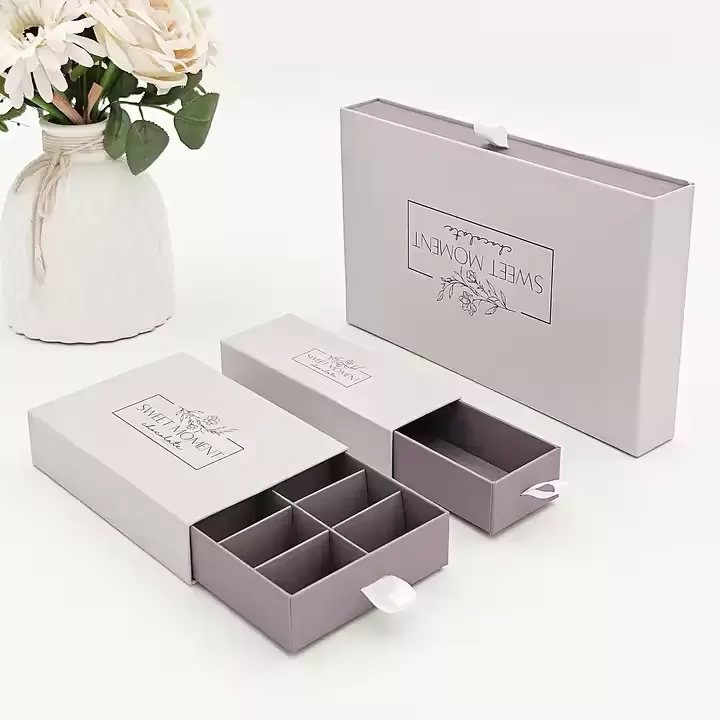 Aangepaste chocoladedoos Aangepaste chocoladedoos